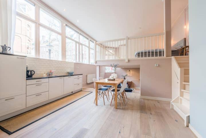 Hip Split Level Apartment On The Ground Floor Amsterdam Eksteriør bilde